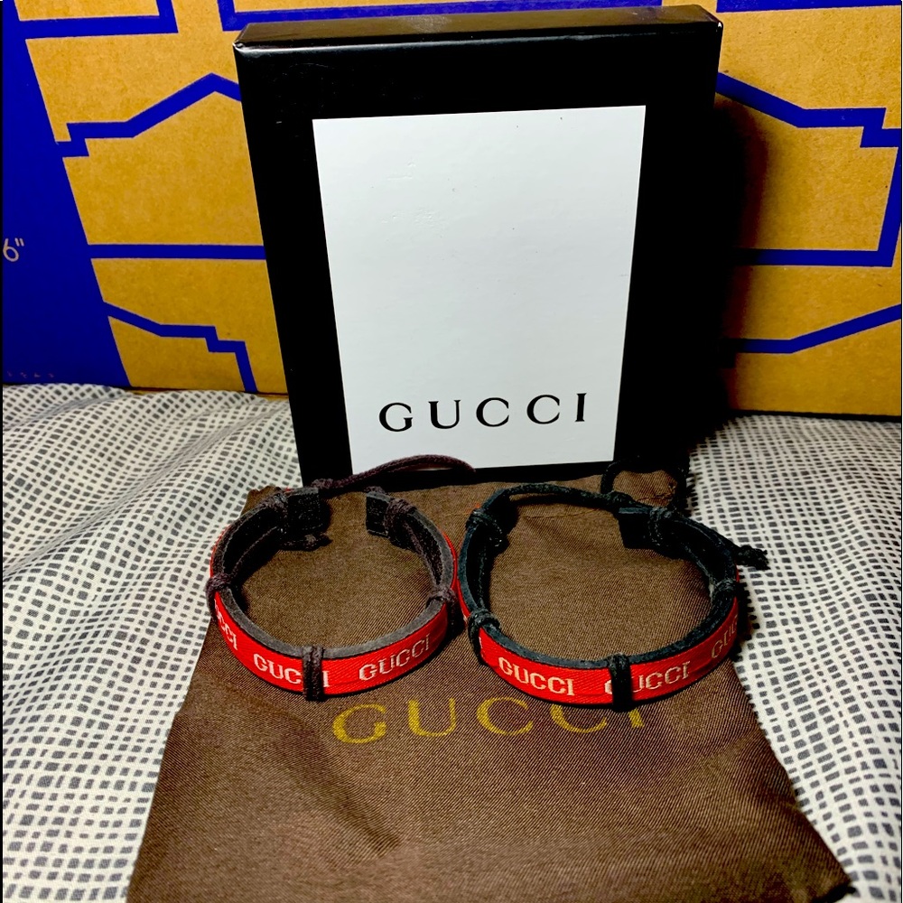 Pair of Gucci bracelets